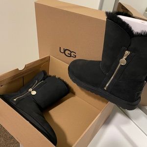 NEW UGG Boots Size 8